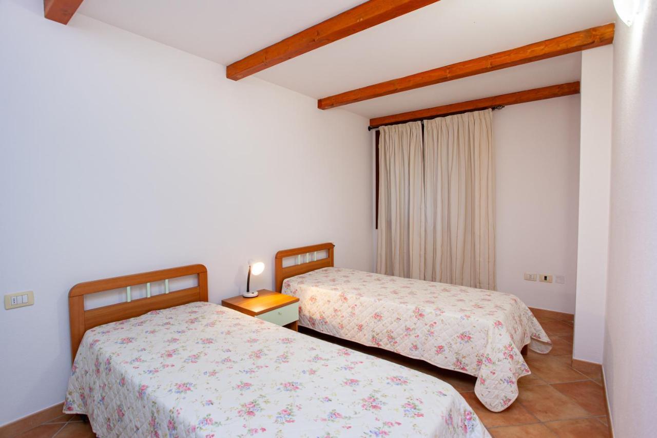 Appartamento Sole Mare Citai San Teodoro  Exterior photo